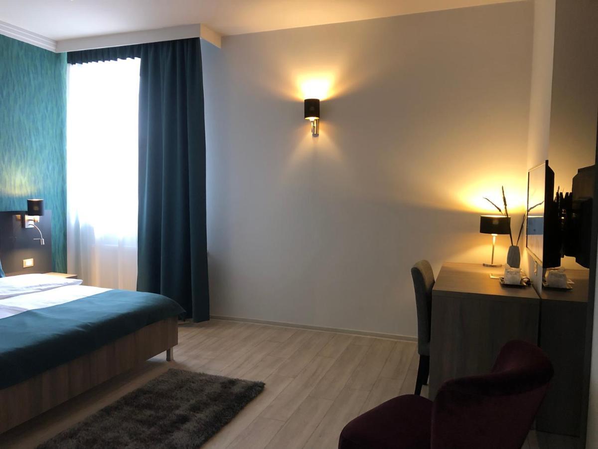 Pensiunea Lido Piatra Neamţ Extérieur photo